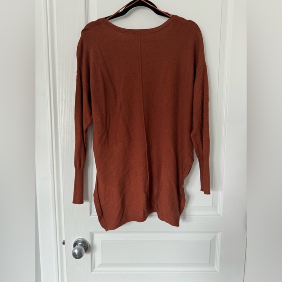 URBAN HERITAGE Long Sleeve - Picture 3 of 4